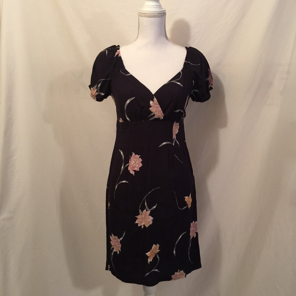 ASTR The Label floral navy blue dress NWT